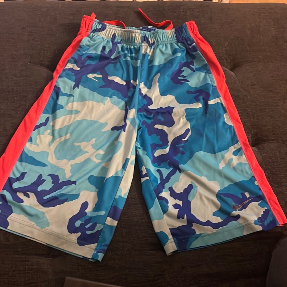 Nike dri fit camo short